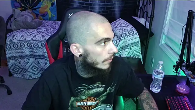 Snapshot of XMeF10 chatting on 12, 1, 2025 XMeF10 online show from 12, 1, 2025