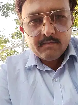 Snapshot of Akhil3290 chatting on 7, 5, 2026 Akhil3290 online show from 7, 5, 2026