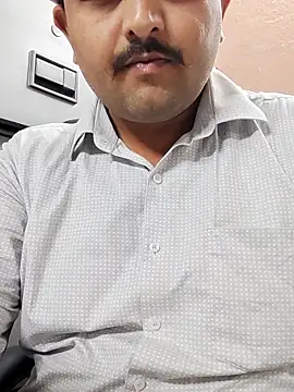 Snapshot of Akhil3290 chatting on 21, 5, 2026 Akhil3290 online show from 21, 5, 2026