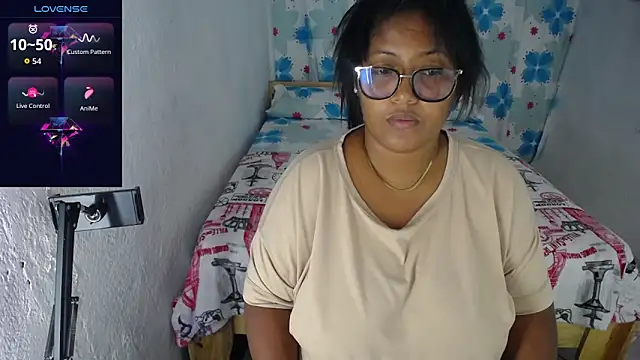 Snapshot of miajoseph_ chatting on 24, 4, 2026 miajoseph online show from 24, 4, 2026