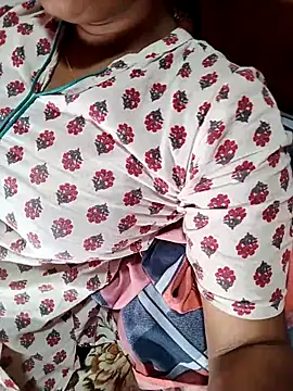 Snapshot of Shivani_Mumbai85 chatting on 20, 3, 2025 Shivani Mumbai85 online show from 20, 3, 2025