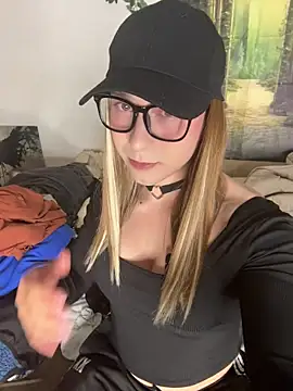 Snapshot of See_my_Boobs_ chatting on 24, 5, 2026 See my Boobs online show from 24, 5, 2026