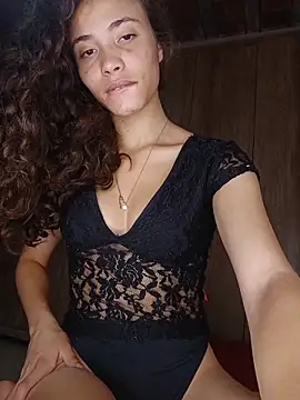 HelenHoltz online show from 25, 5, 2026