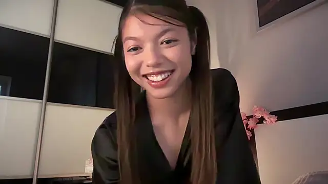 Snapshot of DesiredHoney chatting on 21, 6, 2026 DesiredHoney online show from 21, 6, 2026