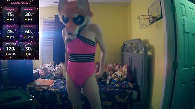 FoxieHikari online show from 22, 1, 2025