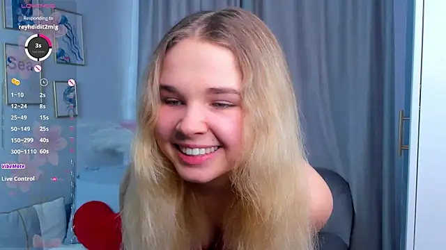 OdetteHarwick online show from 24, 10, 2025