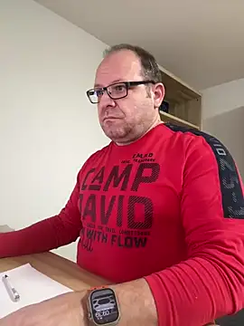 coupleLatinaLovers online show from 13, 12, 2024