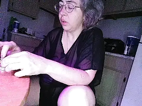 Snapshot of GraceHenderson chatting on 12, 3, 2025 GraceHenderson online show from 12, 3, 2025