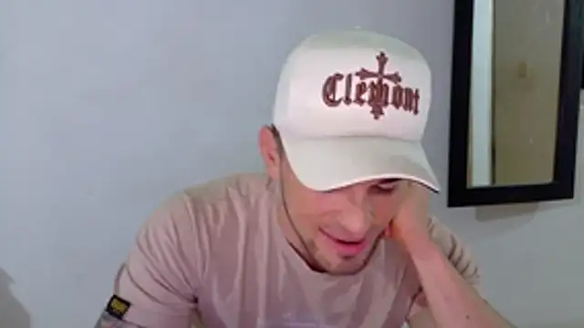 Sexy Alejandro  online show from 21, 11, 2025