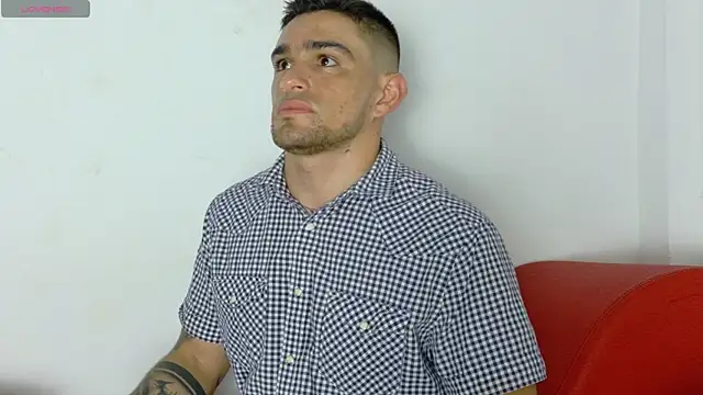 Sexy Alejandro  online show from 9, 1, 2026