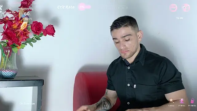 Snapshot of Sexy_Alejandro_ chatting on 8, 5, 2026 Sexy Alejandro online show from 8, 5, 2026