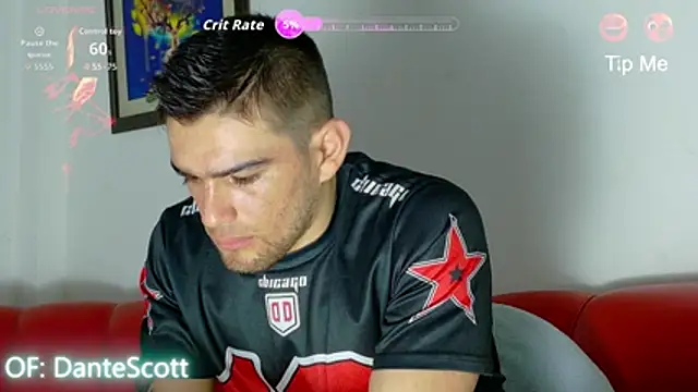 Snapshot of Sexy_Alejandro_ chatting on 8, 6, 2026 Sexy Alejandro online show from 8, 6, 2026