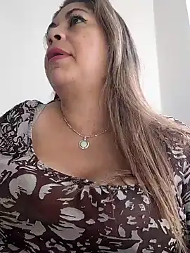 Laura-Hernandez online show from 17, 7, 2026