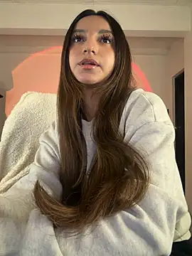 Snapshot of aly_golden_ chatting on 13, 5, 2026 aly golden online show from 13, 5, 2026