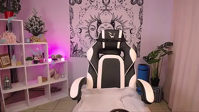 MelissaLovvv online show from 4, 2, 2025