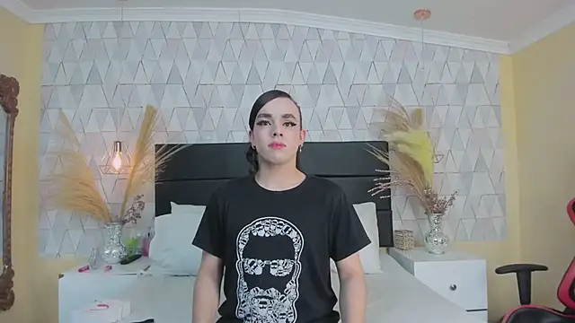 JustinePerry online show from 5, 2, 2026