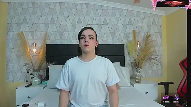 JustinePerry online show from 11, 2, 2026