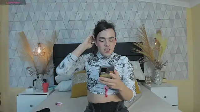 JustinePerry online show from 4, 3, 2026