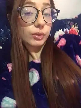 Trixiroy online show from 26, 2, 2025