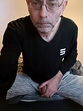 BesterJunge45 online show from 20, 2, 2025