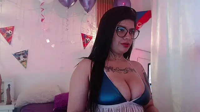 Snapshot of evelingjoyy chatting on 12, 7, 2026 evelingjoyy online show from 12, 7, 2026