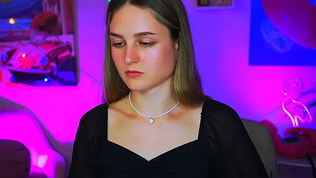 Snapshot of DeboraLarson chatting on 22, 1, 2025 DeboraLarson online show from 22, 1, 2025