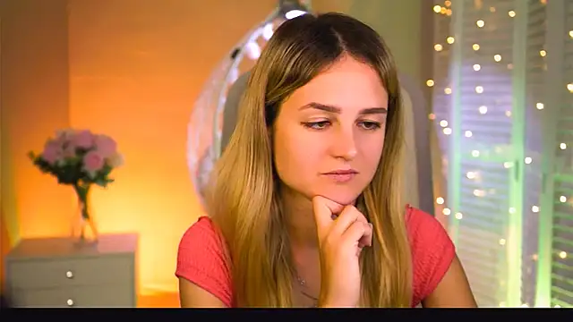 Snapshot of DeboraLarson chatting on 11, 7, 2026 DeboraLarson online show from 11, 7, 2026