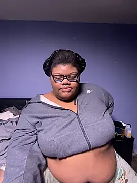 Snapshot of dondivax3 chatting on 13, 5, 2026 dondivax3 online show from 13, 5, 2026