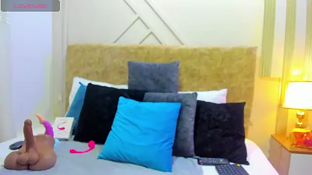 Snapshot of ashley__foxx_ chatting on 19, 11, 2025 ashley foxx online show from 19, 11, 2025