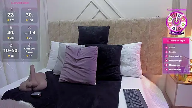 Snapshot of ashley__foxx_ chatting on 16, 12, 2025 ashley foxx online show from 16, 12, 2025