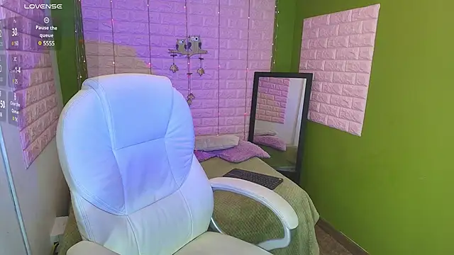 Bonnieshyy online show from 22, 1, 2025