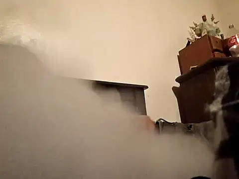 Snapshot of workhard87 chatting on 17, 10, 2025 workhard87 online show from 17, 10, 2025