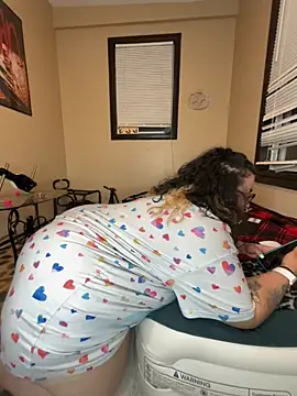 tillymarie34 online show from 28, 5, 2026