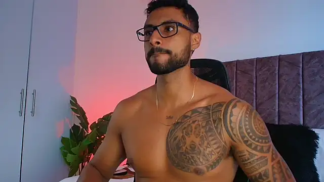 LiamGarcia1 online show from 2, 12, 2025