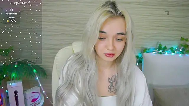 Ashley S online show from 12, 2, 2025