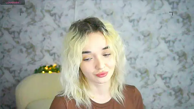 Snapshot of Ashley_S chatting on 19, 4, 2026 Ashley S online show from 19, 4, 2026