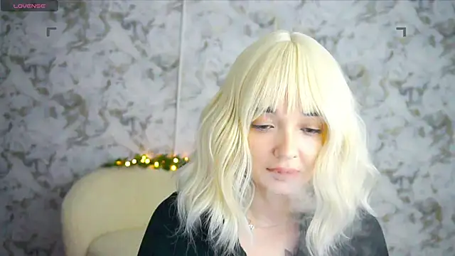 Snapshot of Ashley_S chatting on 15, 6, 2026 Ashley S online show from 15, 6, 2026