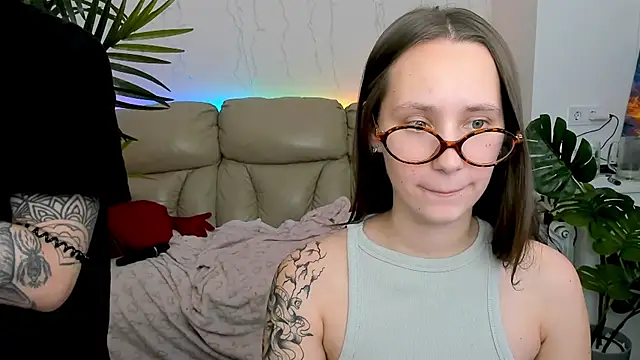 HotCaramellsTV online show from 8, 3, 2025