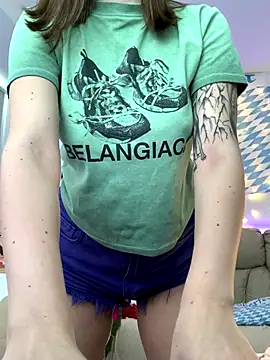 HotCaramellsTV online show from 26, 9, 2025