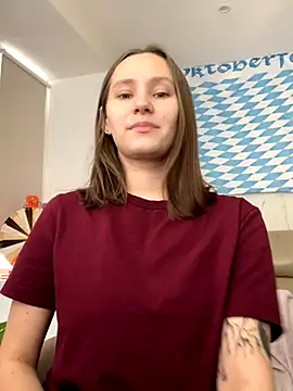 HotCaramellsTV online show from 4, 10, 2025