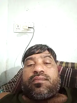 Snapshot of pintuS40 chatting on 28, 9, 2025 pintuS40 online show from 28, 9, 2025