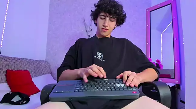 Kerverr  online show from 15, 1, 2025