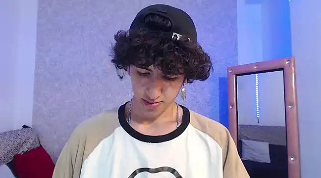 Kerverr  online show from 12, 2, 2025