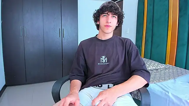 Kerverr  online show from 10, 9, 2025