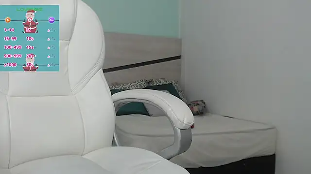 sussy leon online show from 18, 12, 2024