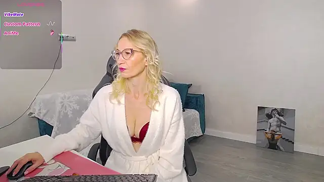 Snapshot of Sofia_Soul chatting on 30, 9, 2025 Sofia Soul online show from 30, 9, 2025