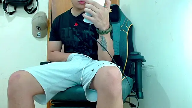 Danyer33 online show from 4, 3, 2026