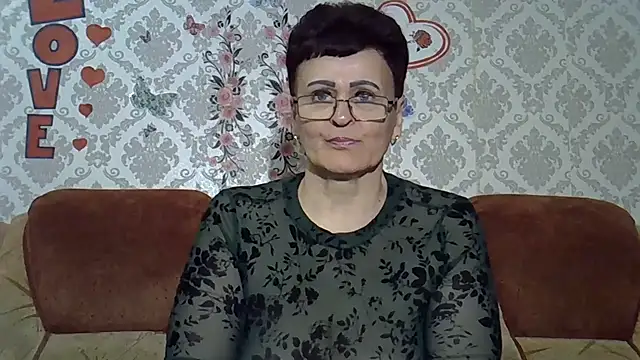 Snapshot of PaulaGolden chatting on 21, 4, 2026 PaulaGolden online show from 21, 4, 2026