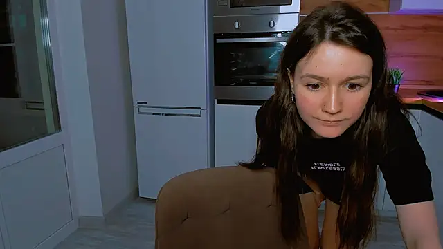 Snapshot of ameli_moon chatting on 27, 2, 2025 ameli moon online show from 27, 2, 2025