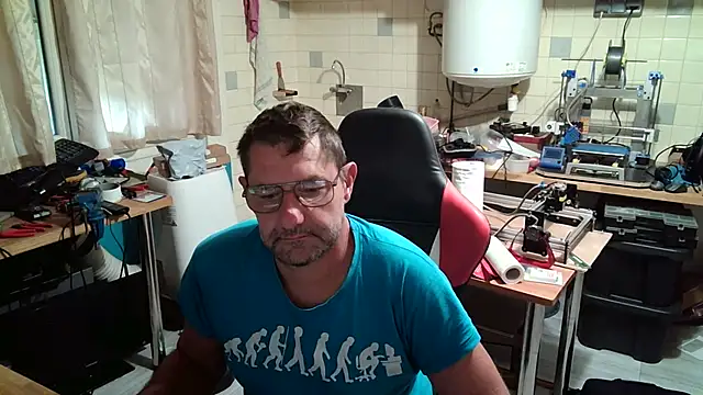 Snapshot of snork80 chatting on 13, 9, 2025 snork80 online show from 13, 9, 2025